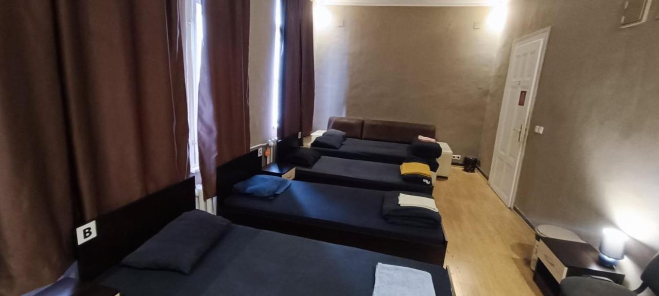 Private In The Center Ostello *